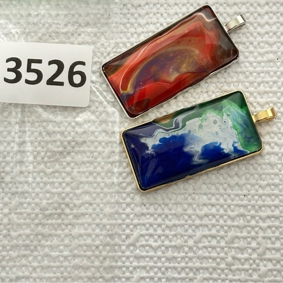 Handmade Fluid Art, Acrylic Hand Paint Pendants, Glass cabochon 2 In Set 1876 - Picture 8 of 8